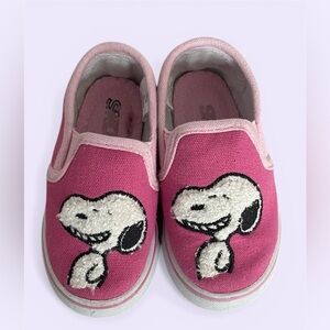 EUC SNOOPY SNEAKERS/ GIRLS /TODDLER